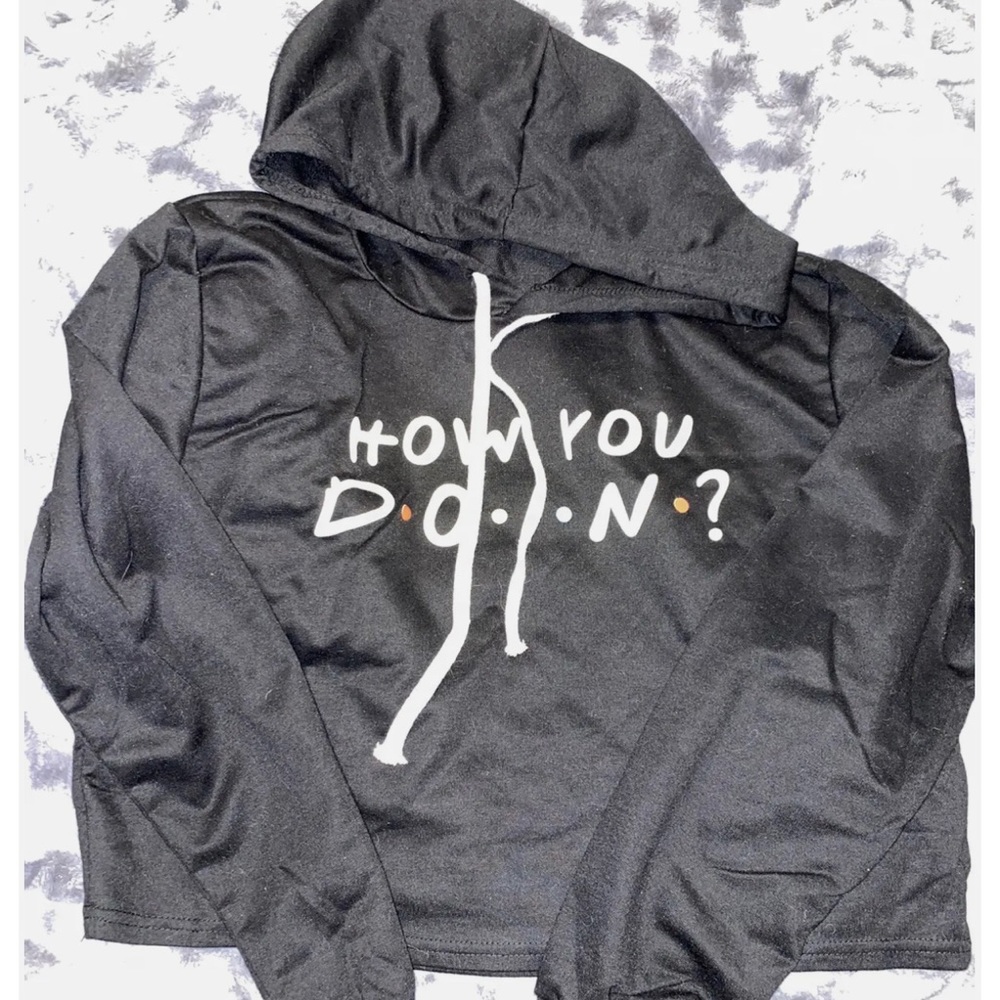 FRIENDS “HOW YOU DOIN” Pullover Cropped Hoodie